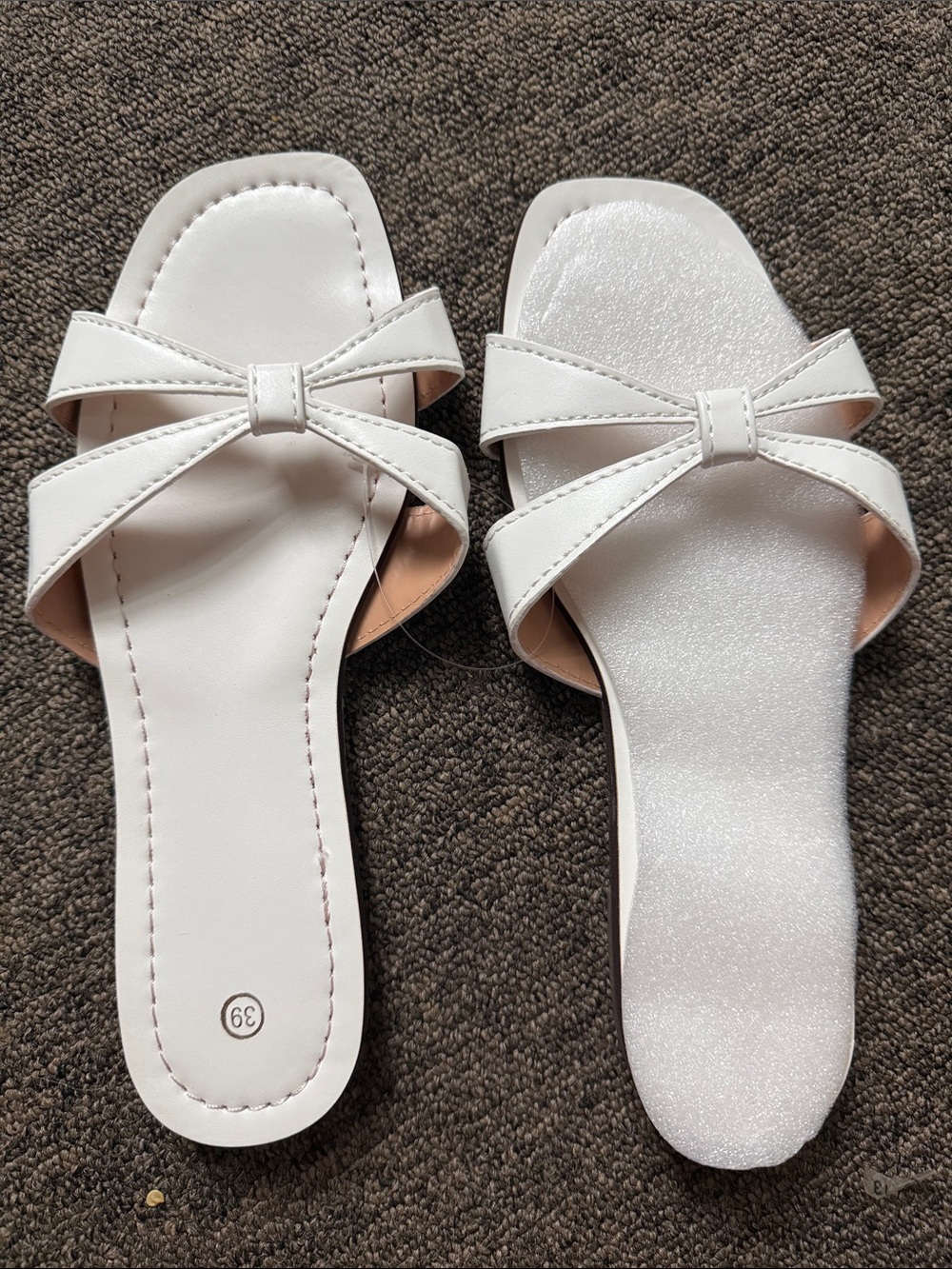 Women’s White Bow Slide Sandals - Chic Slip-On